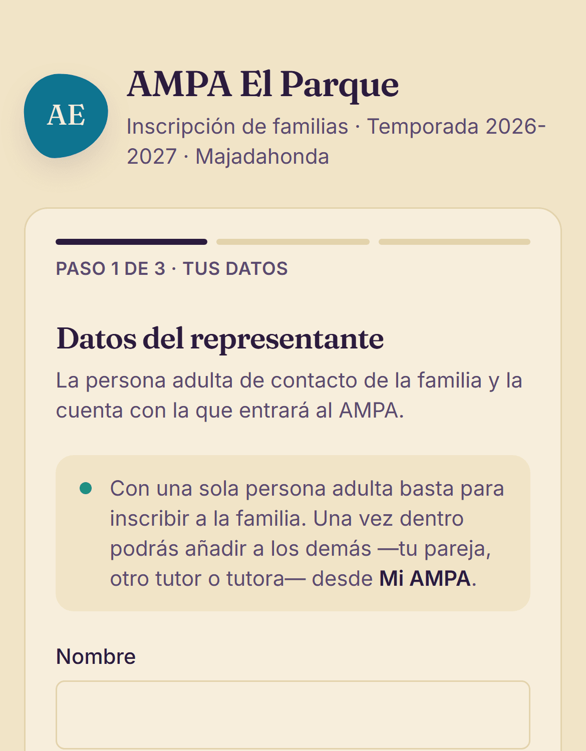 Formulario de inscripción en el móvil: paso 1 de 3, datos del representante de la familia.